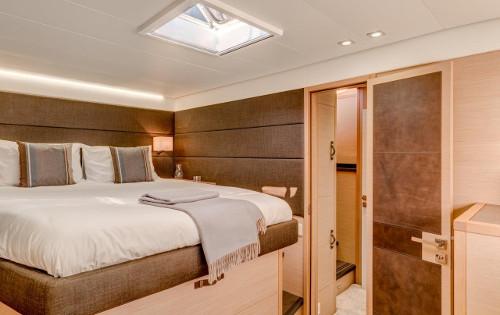 yacht Melarnie