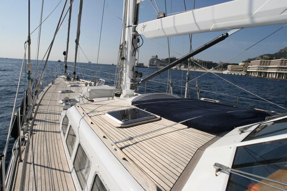 yacht Afaet