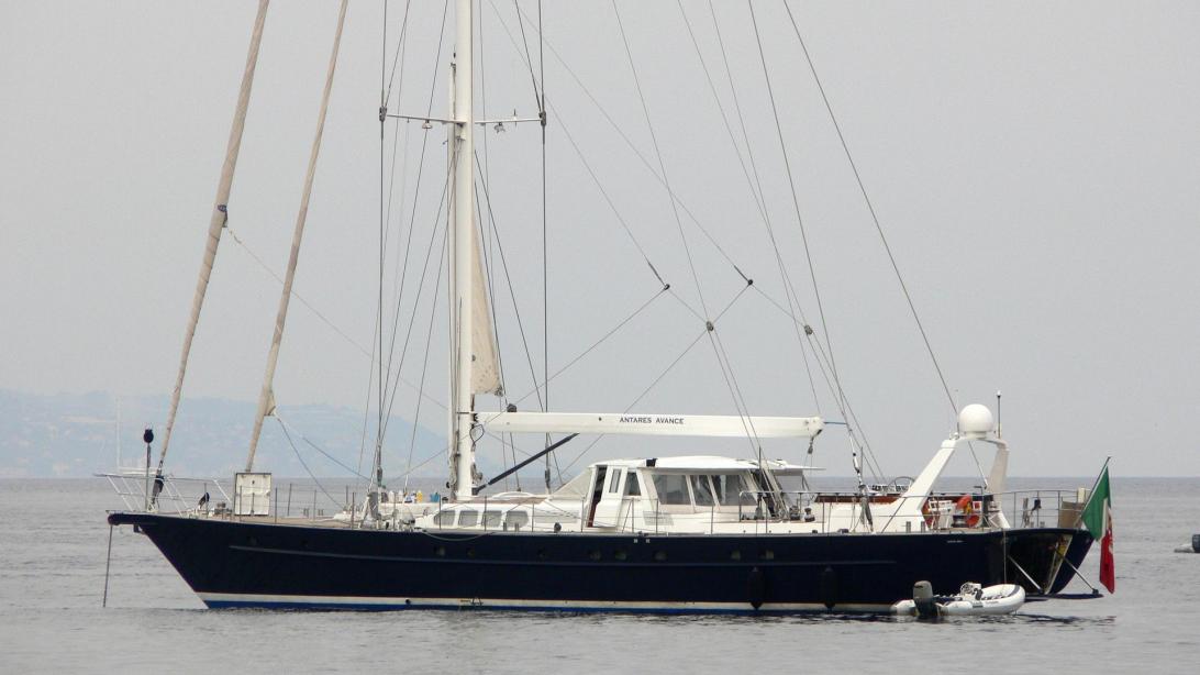 yacht Afaet