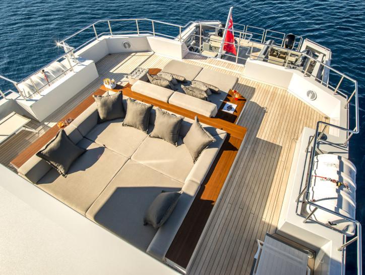 yacht Sexy Fish