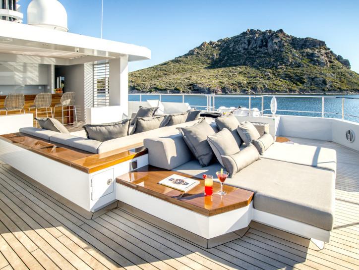 yacht Sexy Fish