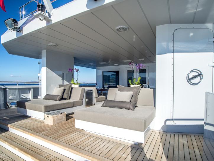 yacht Sexy Fish
