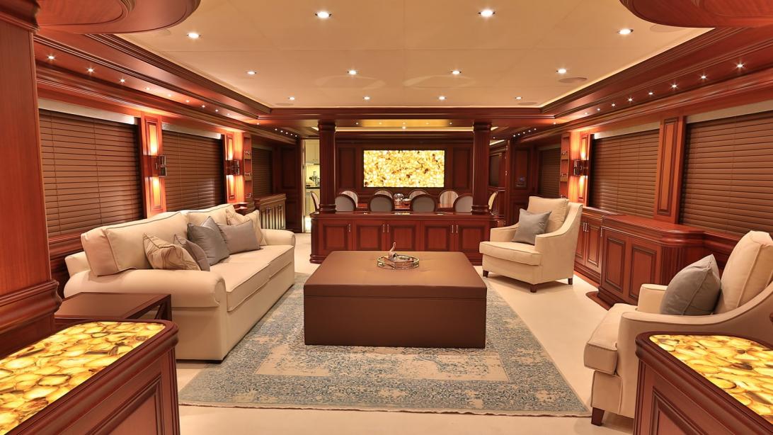 yacht Clarity