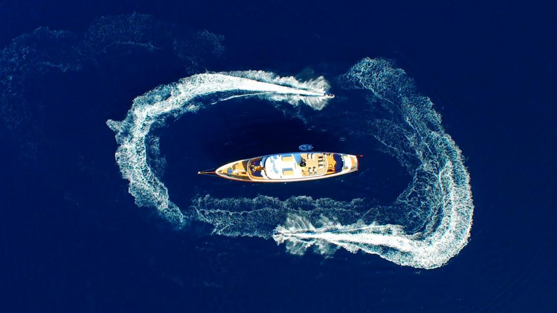 yacht Clarity