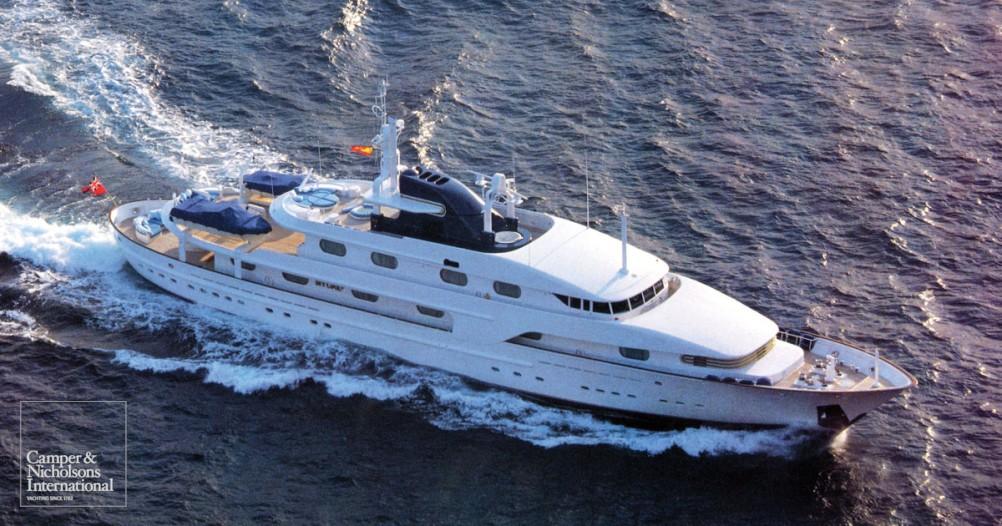 yacht Cleopatra