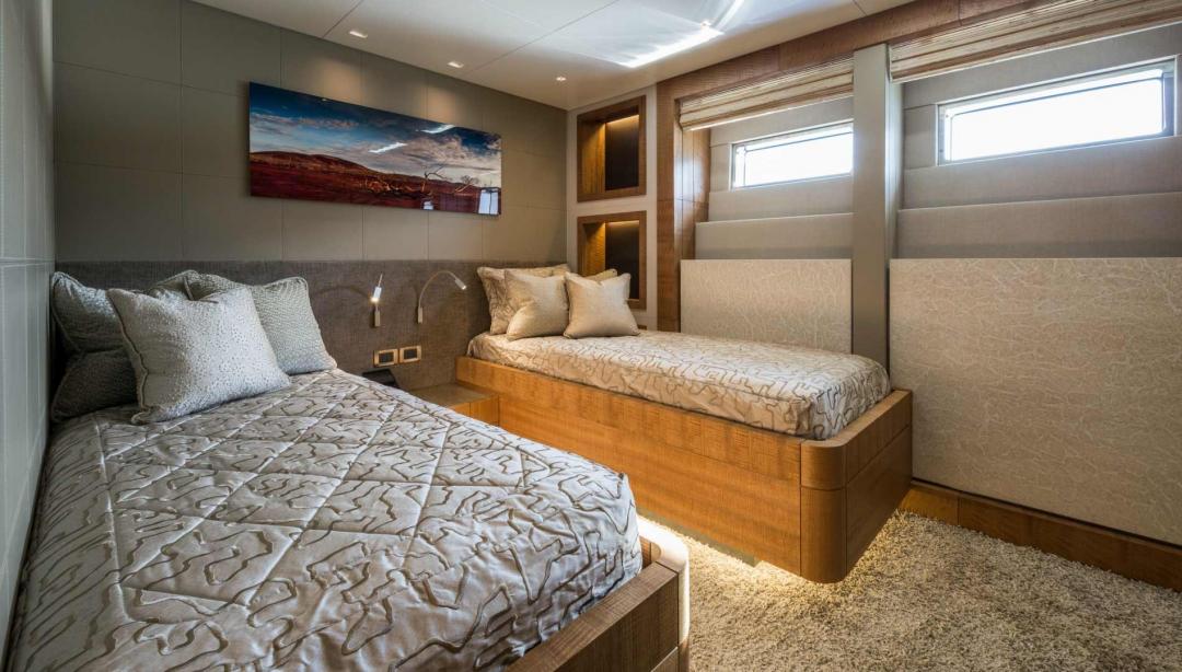 yacht Ruya