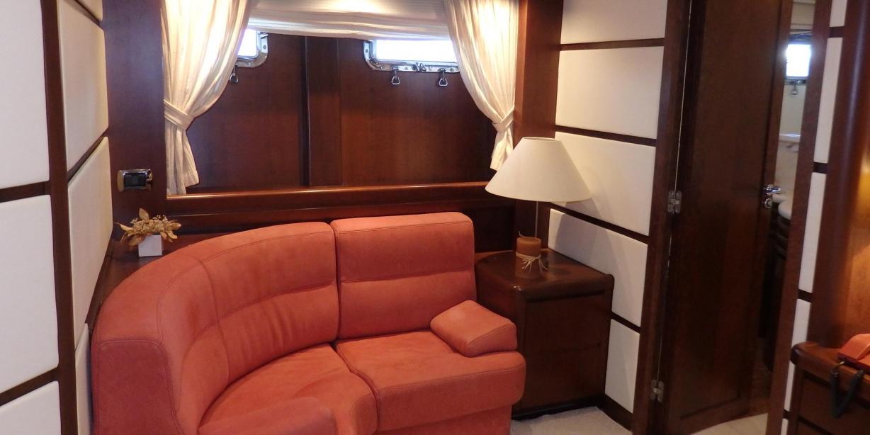 yacht Lady Moh