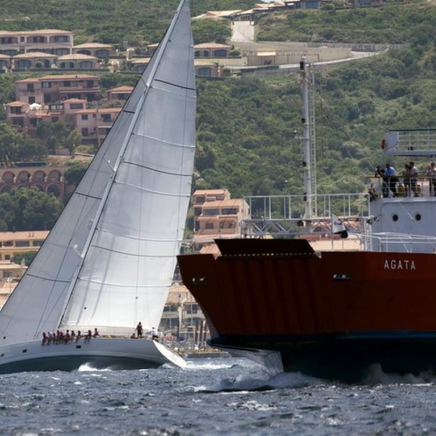 yacht I-Sea