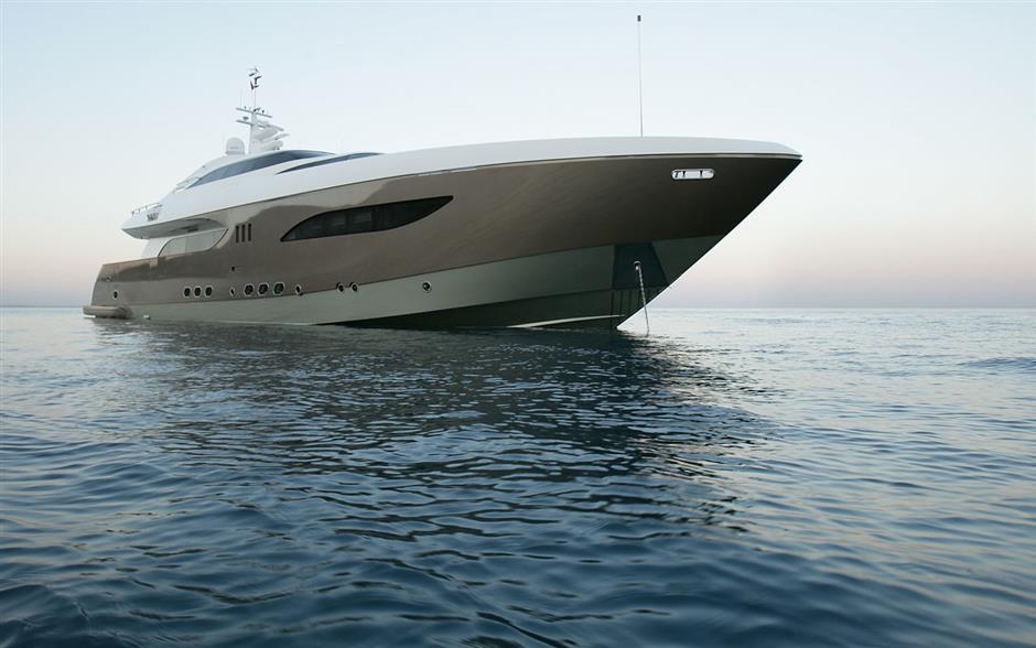 yacht Quantum H