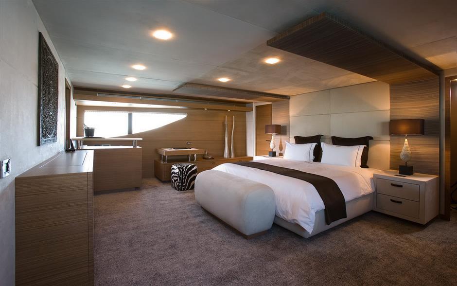 yacht Quantum H