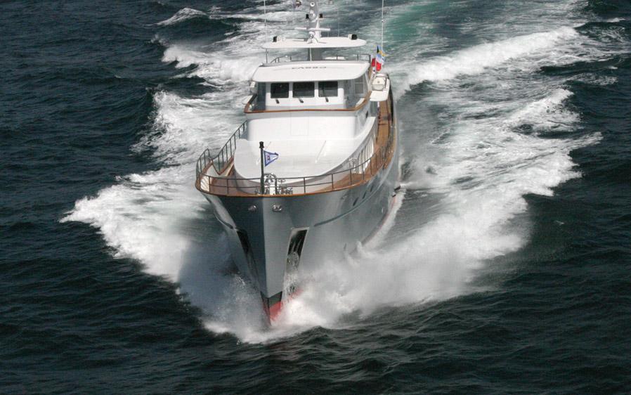 yacht Okeanis