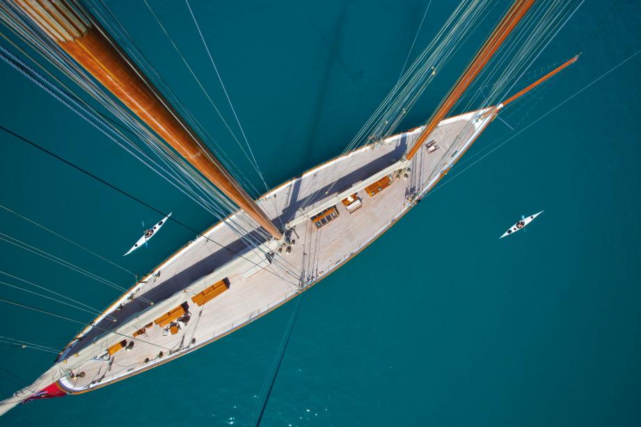 yacht Elena of London