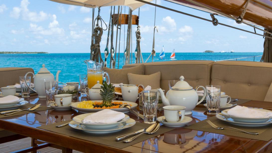 yacht Elena of London