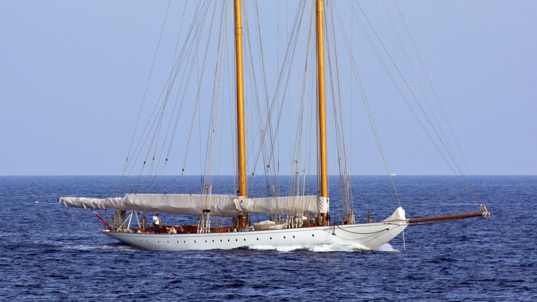 yacht Elena of London
