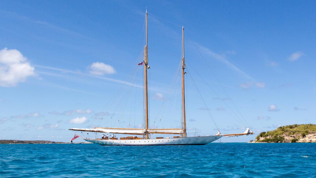 yacht Elena of London