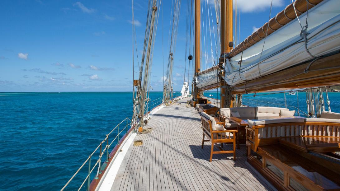 yacht Elena of London