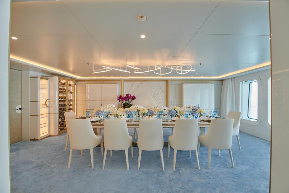 yacht Coral Ocean