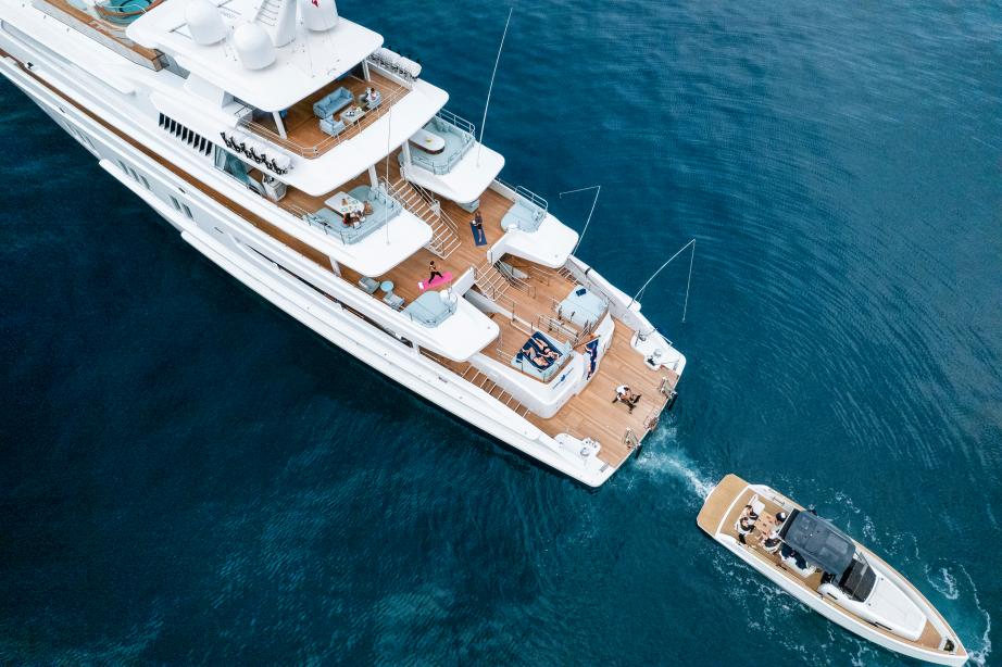 yacht Coral Ocean 