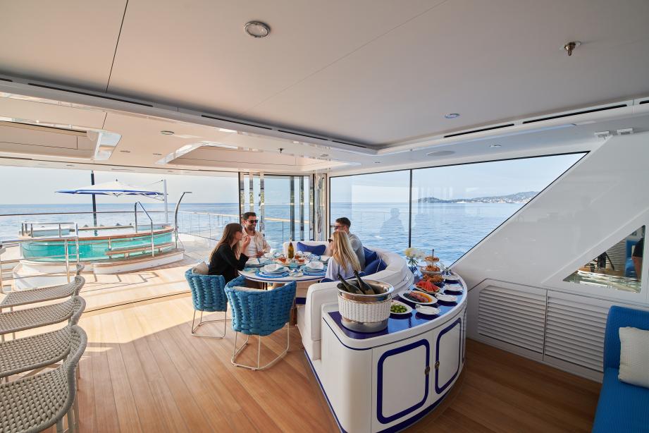 yacht Coral Ocean