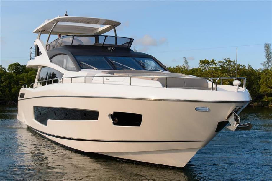 yacht Sunseeker 75