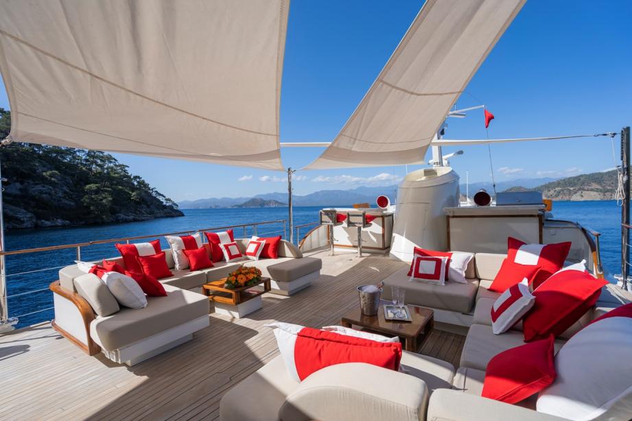 yacht Alhambra