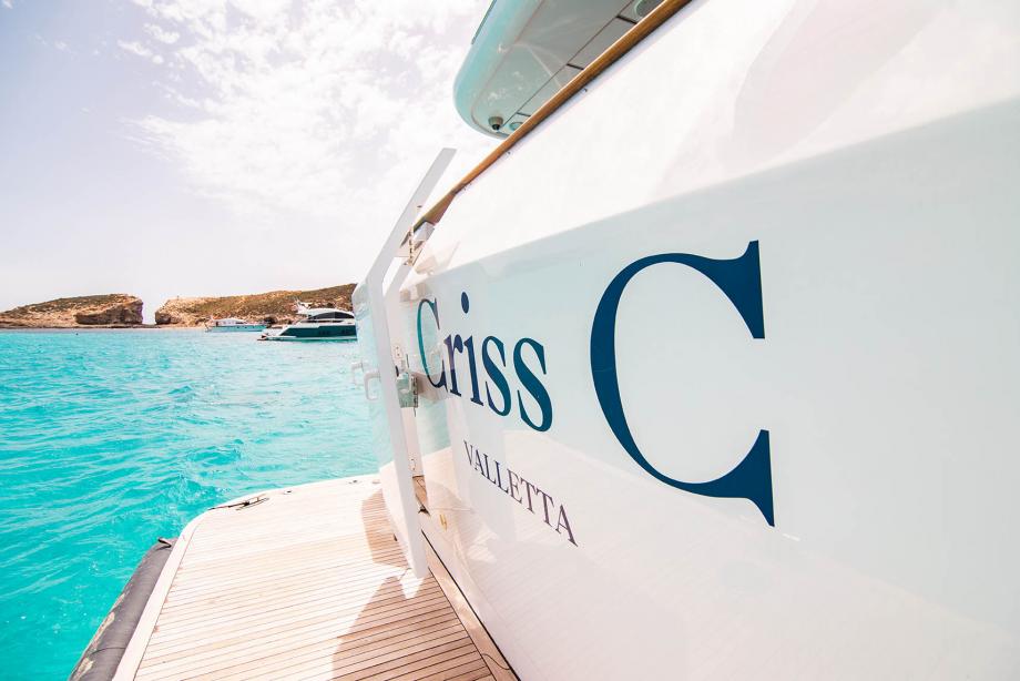 yacht Criss C