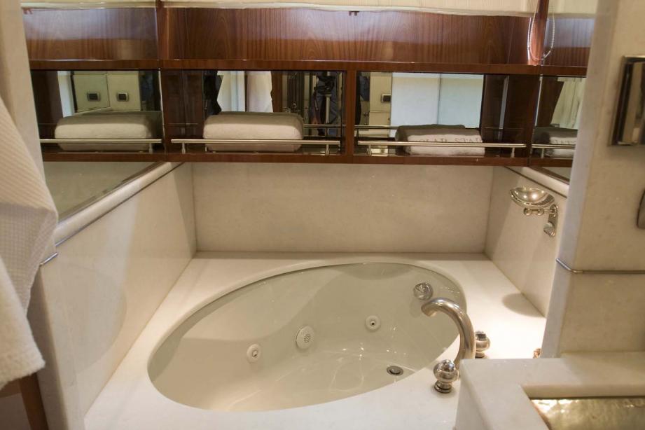 yacht Polar Star