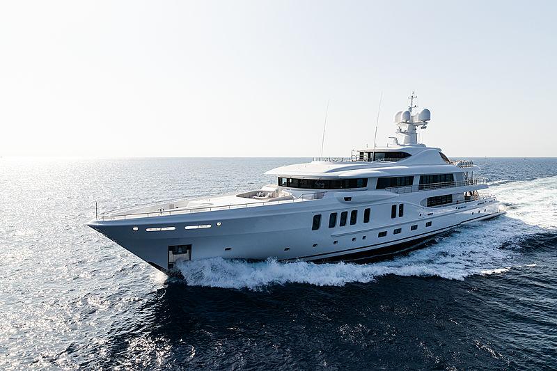yacht Neninka