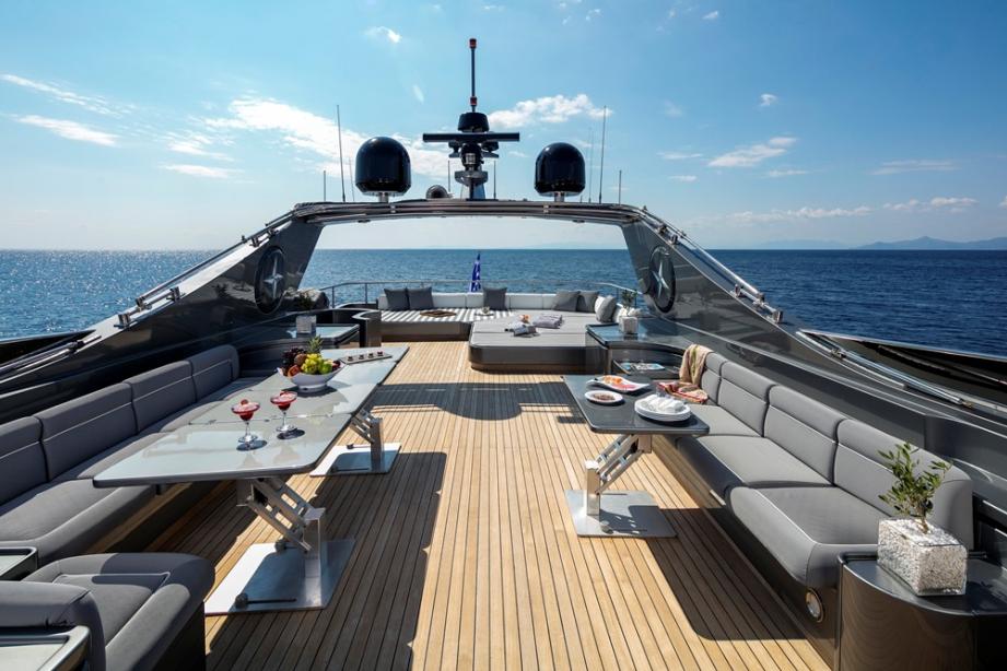 yacht Summer Dreams