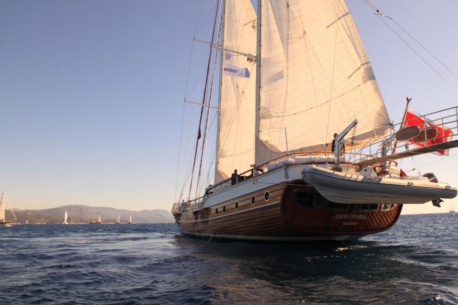 yacht Queen Of Karia