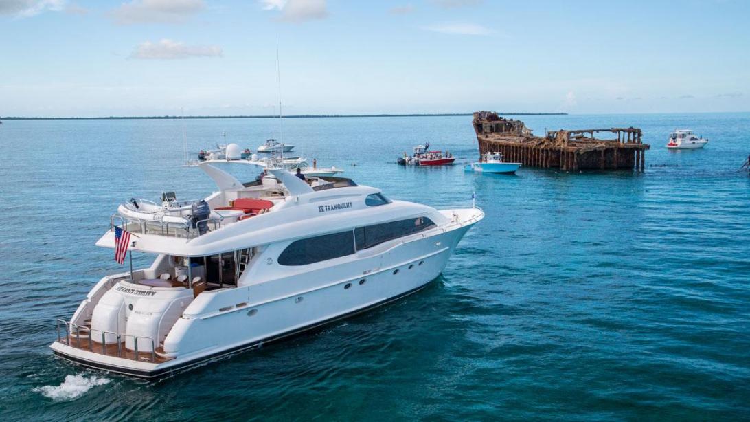 yacht IV Tranquility