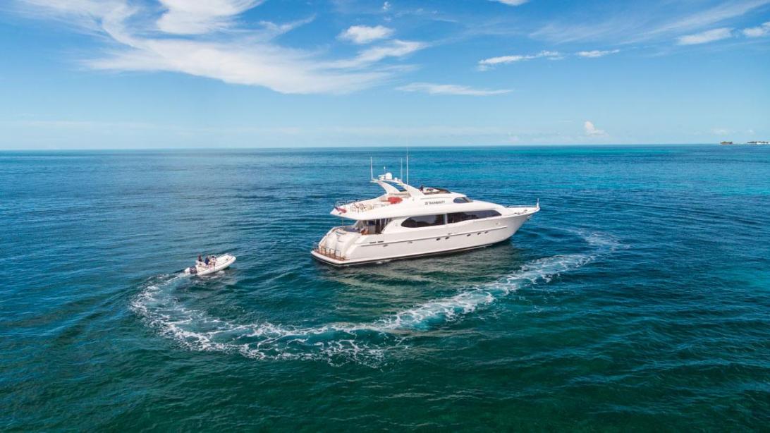 yacht IV Tranquility