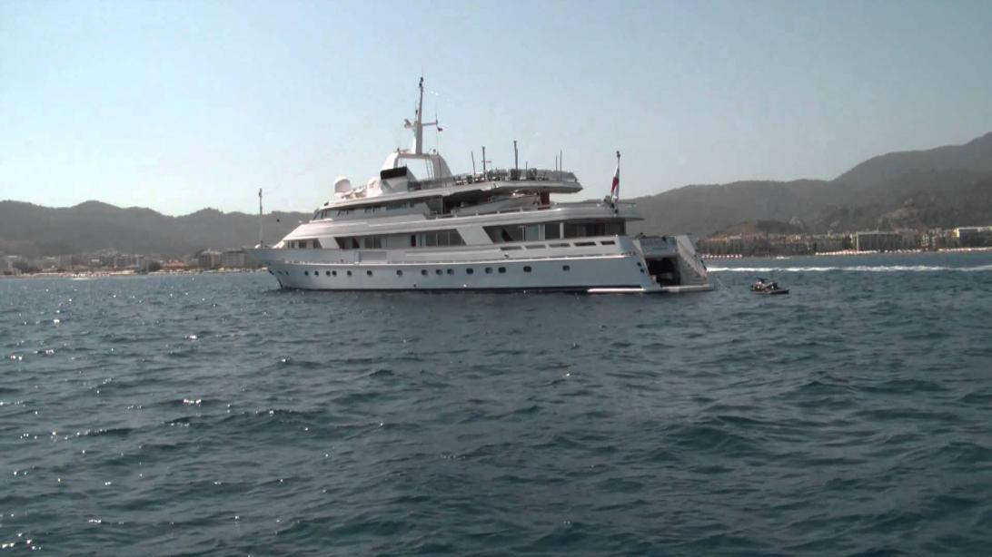 yacht Darnice III