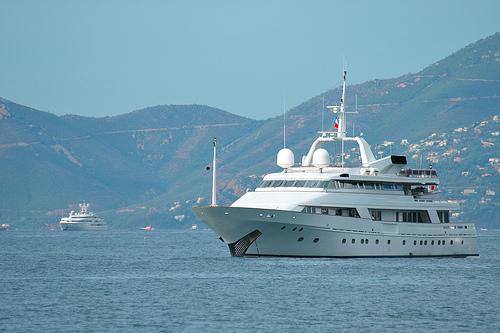 yacht Darnice III