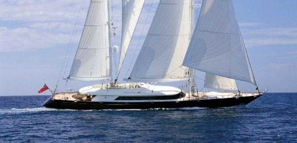 yacht Phryne