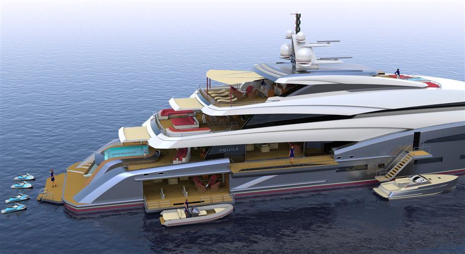 yacht Aquila