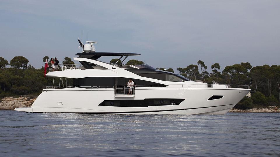 yacht Alturra