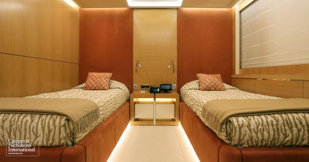 yacht DB9 52