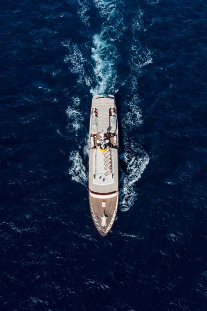 yacht Arionas