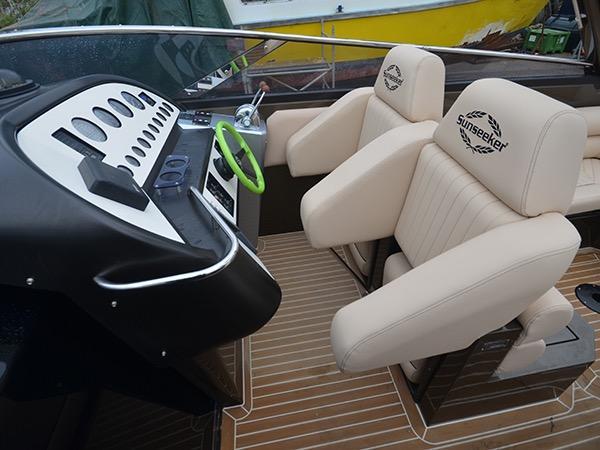 yacht Cobra