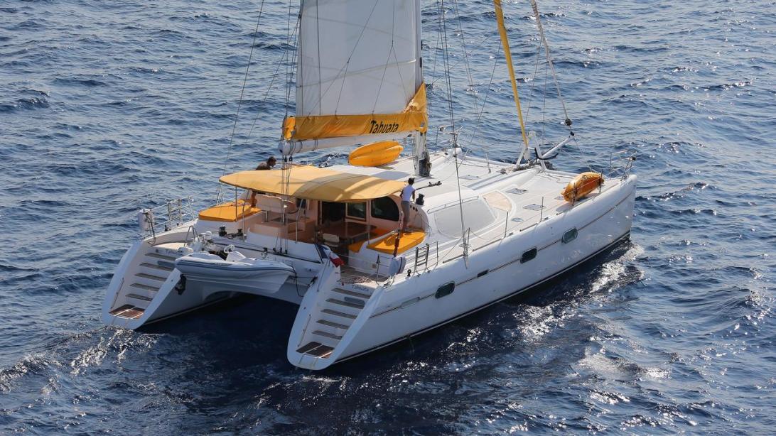 yacht Tahuata