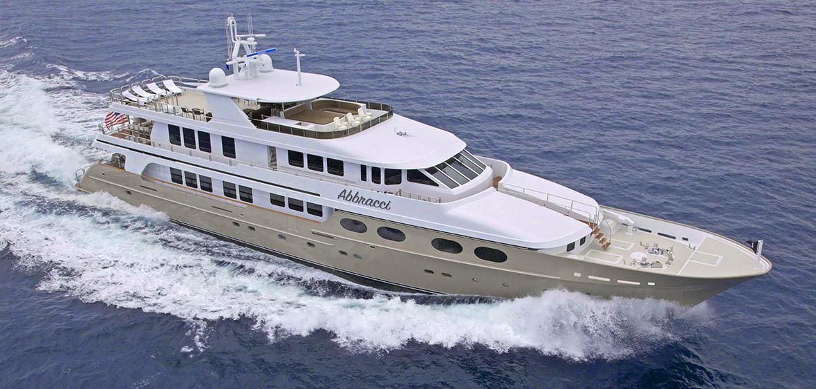 yacht Loon