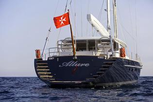 yacht Allure