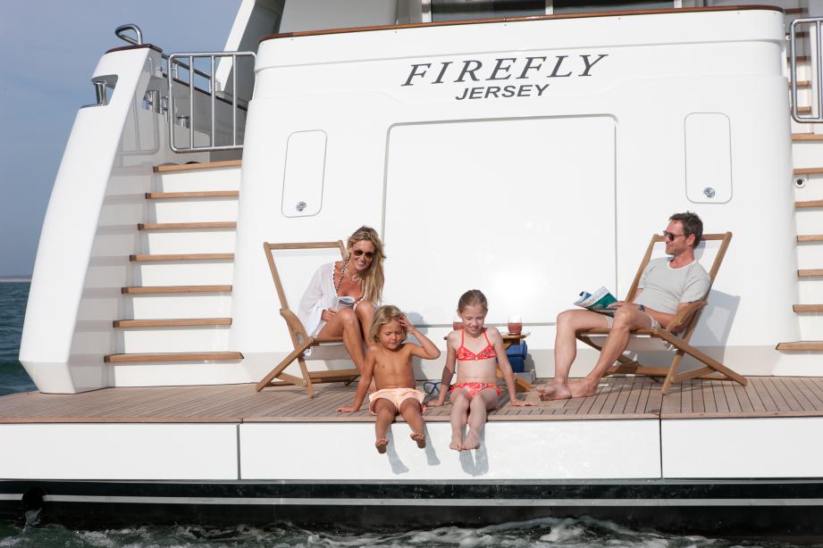 yacht Firefly