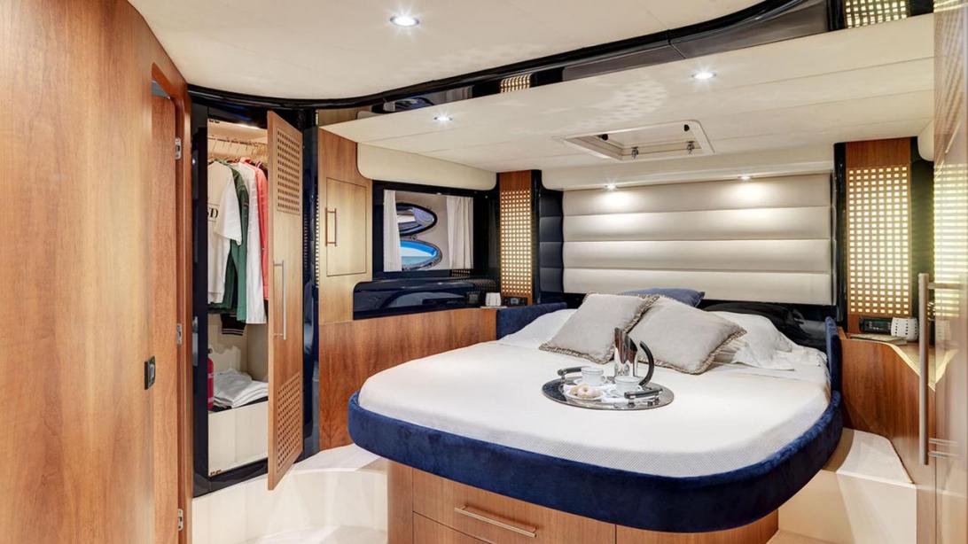 yacht Space