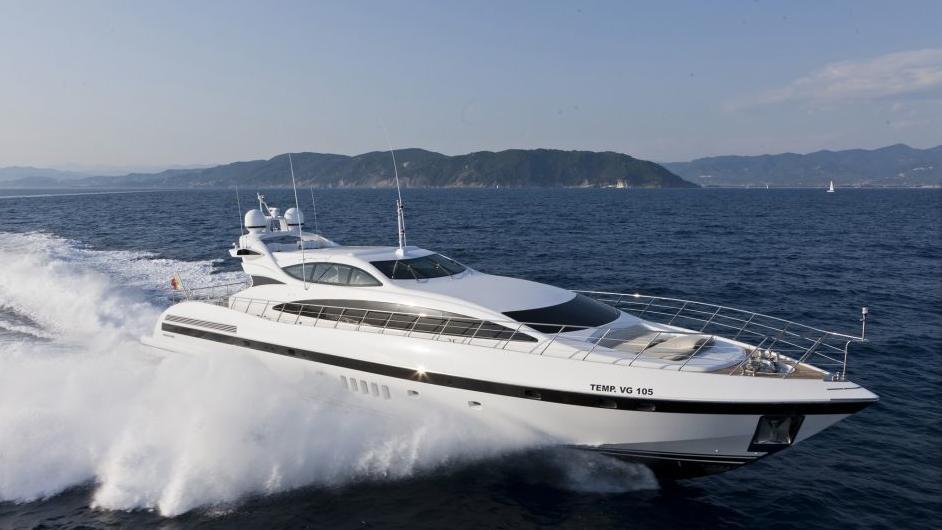 yacht Mach 2