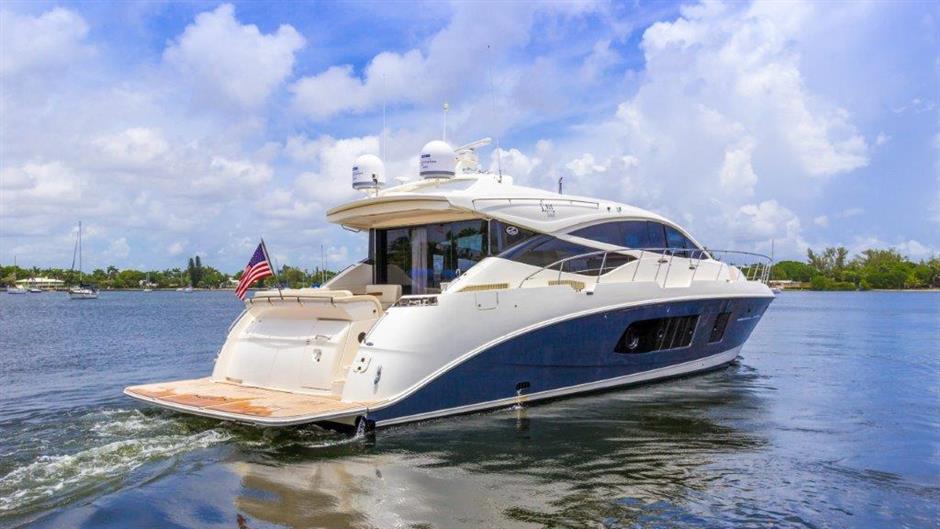 yacht Moon Over Miami