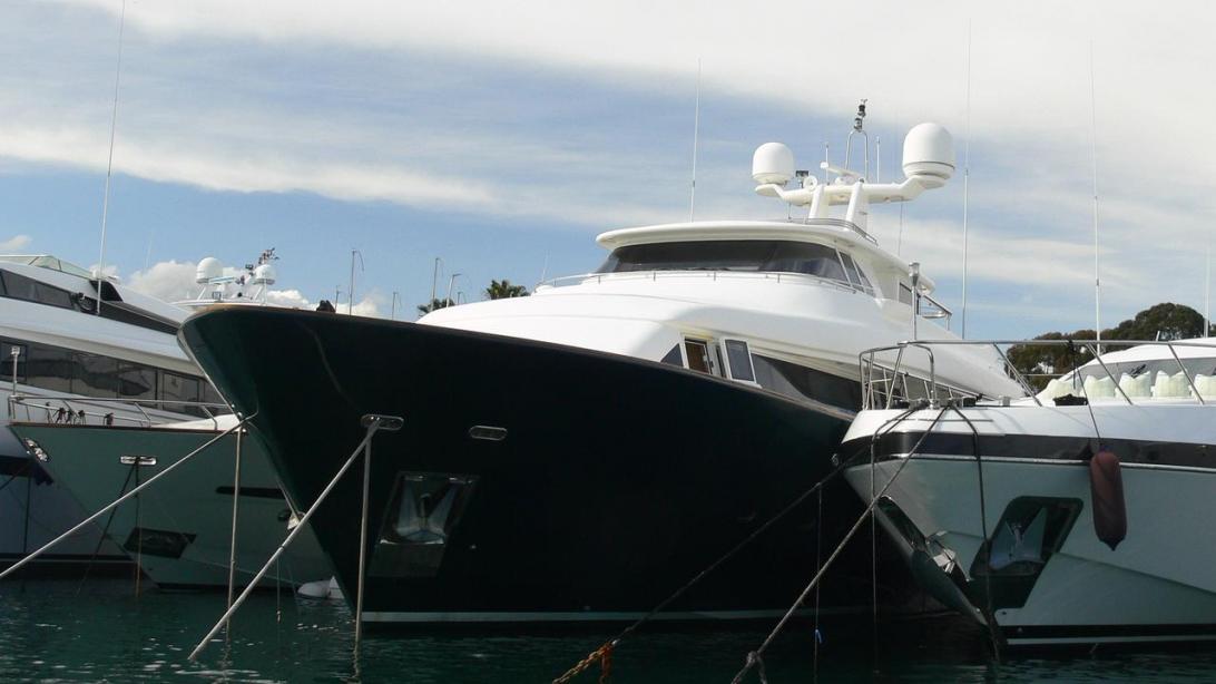 yacht Imagine