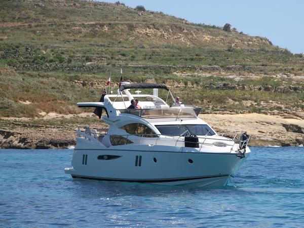 yacht Gozo Girl