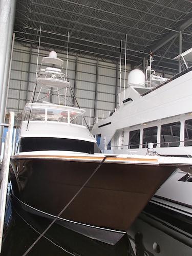 yacht Donzi R73